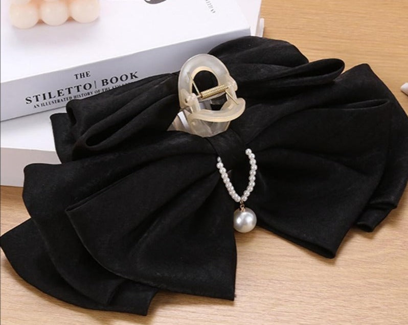 DAINTY DANZZLE BOW