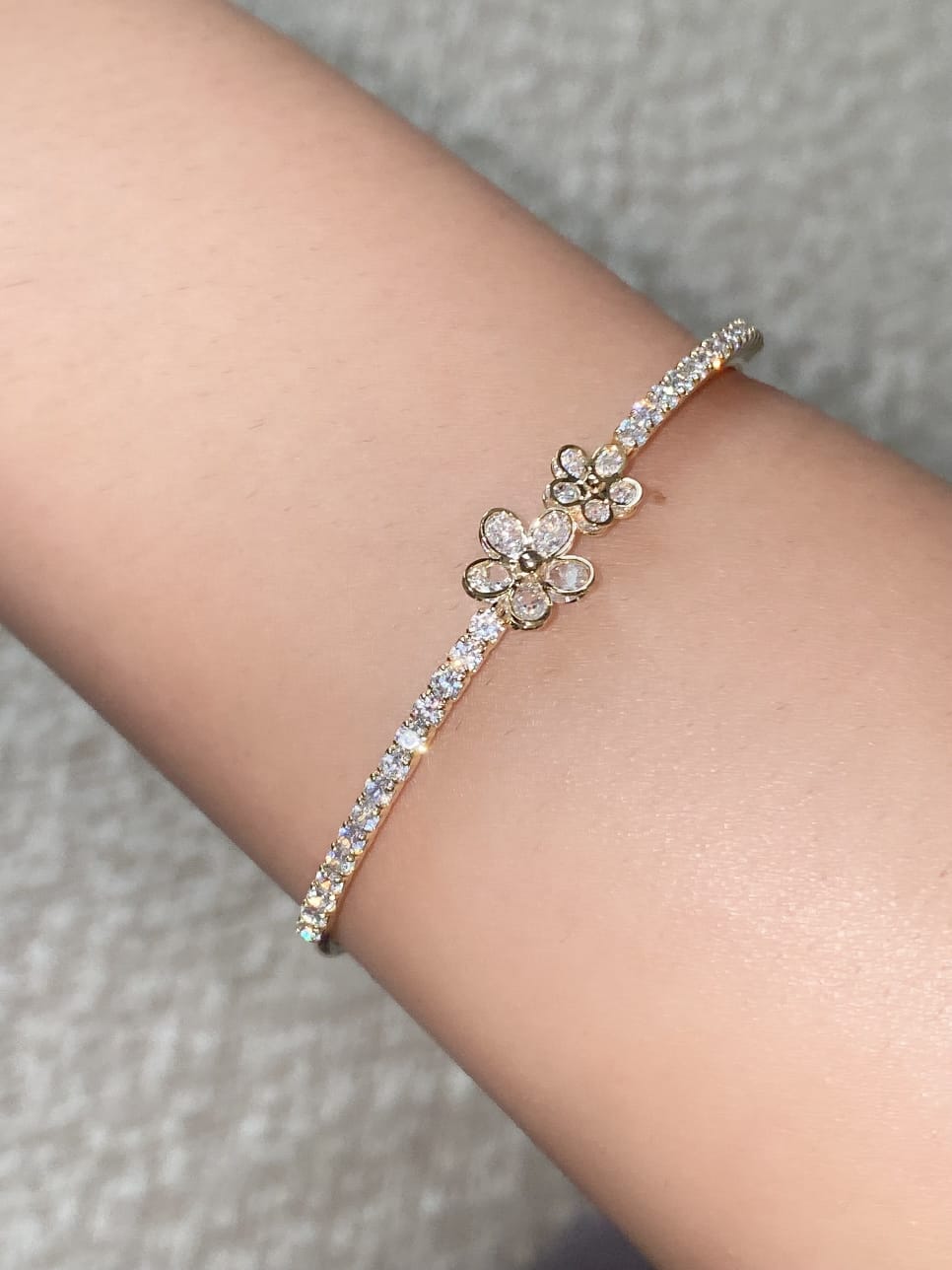 Small Flowers Bracelet